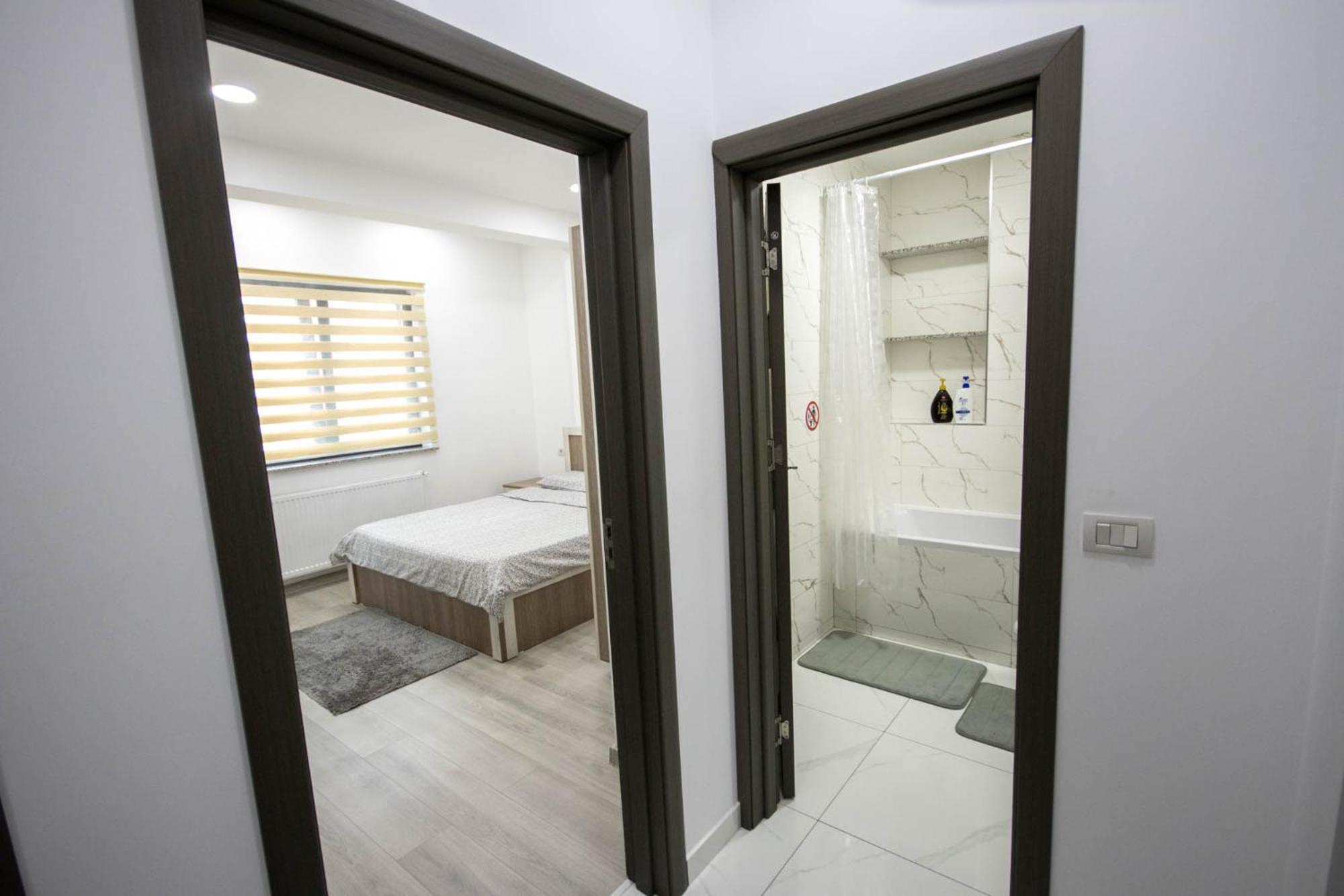 Astar Apartments - Large Rădăuţi Dış mekan fotoğraf